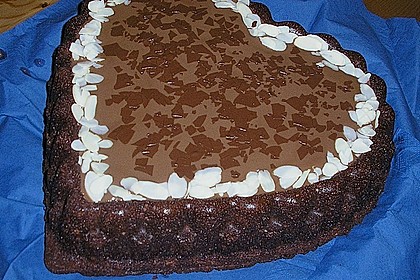 Schoko - Kirsch - Kuchen mit Mandeln 4