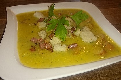 Kartoffelsuppe mit Speck und Majoran 1