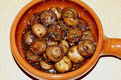 Antipasti - marinierte Champignons 11