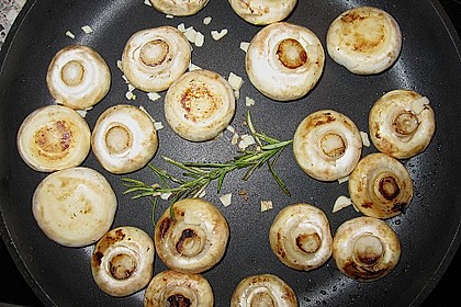 Antipasti - marinierte Champignons 24