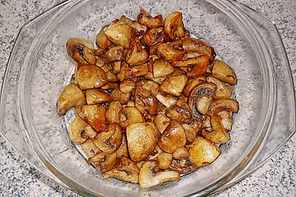 Antipasti - marinierte Champignons 36