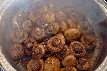 Antipasti - marinierte Champignons 37