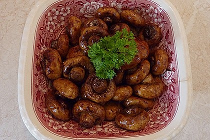 Antipasti - marinierte Champignons 38