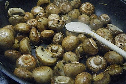 Antipasti - marinierte Champignons 46