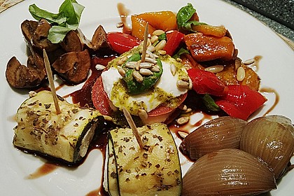 Antipasti - marinierte Champignons 52