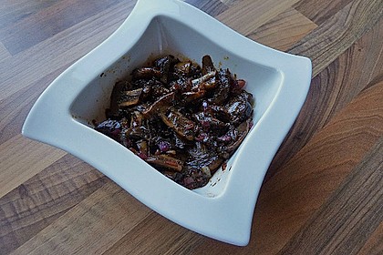 Antipasti - marinierte Champignons 67