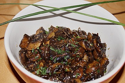 Antipasti - marinierte Champignons 69