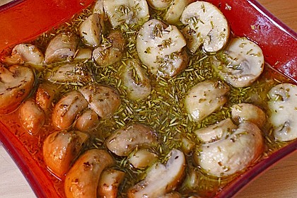Antipasti - marinierte Champignons 70
