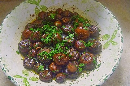 Antipasti - marinierte Champignons 72