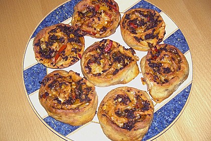 Pizza - Schnecken mit Quark - &Ouml;l - Teig