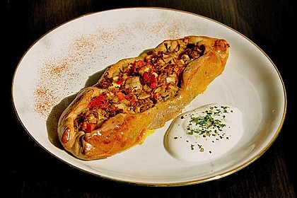 Gefüllte Pide 4