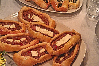 Gefüllte Pide 50