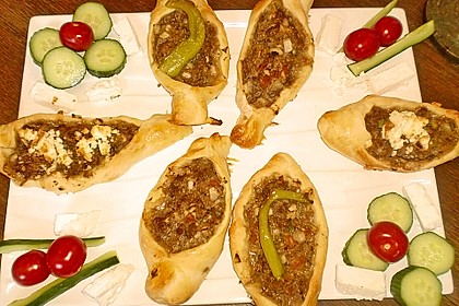 Gefüllte Pide 24