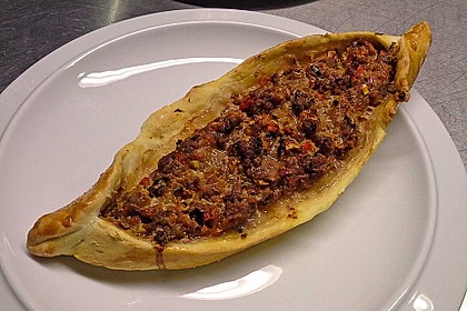 Gefüllte Pide 32