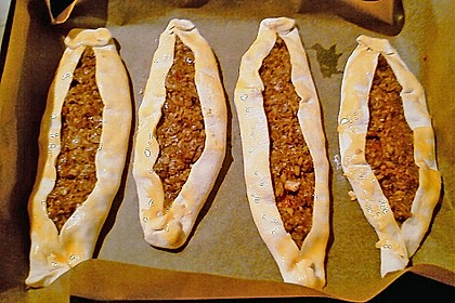 Gefüllte Pide 75