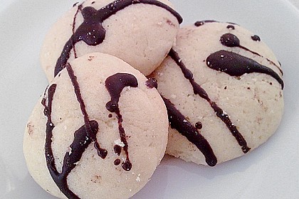 Binas Nougat Pl&auml;tzchen 15