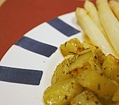 R&ouml;stkartoffeln aus dem Backofen (Bild)