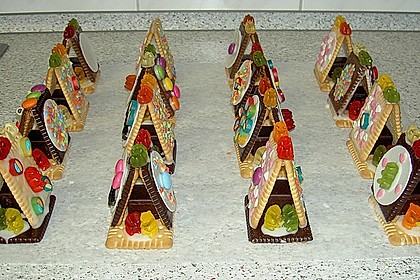 Hexenhaus aus Butterkeksen 12