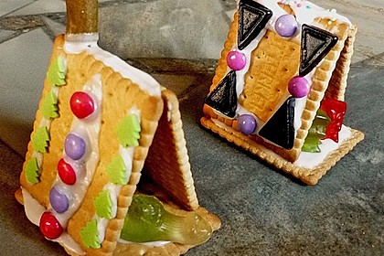 Hexenhaus aus Butterkeksen 65