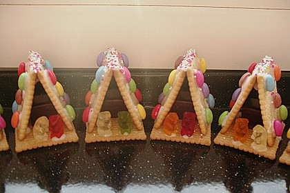 Hexenhaus aus Butterkeksen 82