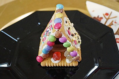 Hexenhaus aus Butterkeksen 24