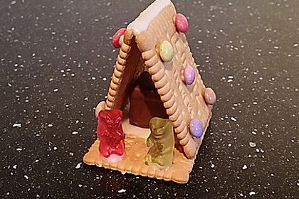 Hexenhaus aus Butterkeksen 45