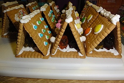 Hexenhaus aus Butterkeksen 52