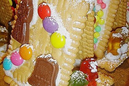 Hexenhaus aus Butterkeksen 25