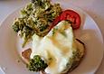 H&auml;hnchentoast mit Brokkoli
