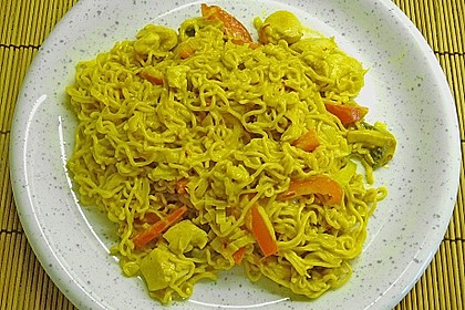 Gebratene Nudeln mit Kokosmilch 3