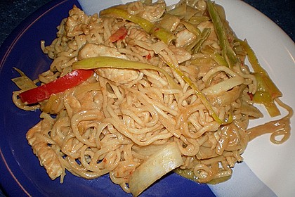 Gebratene Nudeln mit Kokosmilch 1