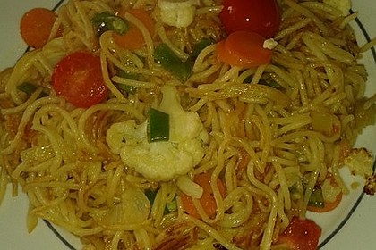 Gebratene Nudeln mit Kokosmilch 2