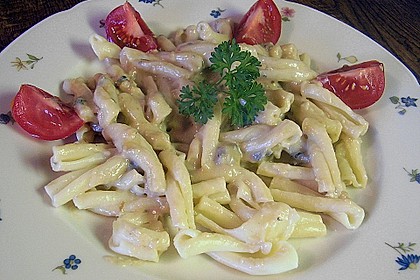 Farfalle mit Gorgonzolasauce 11