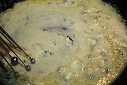 Farfalle mit Gorgonzolasauce 14