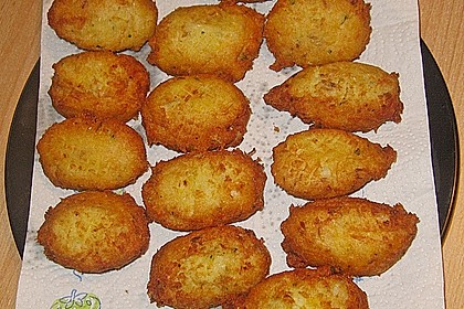 Past&eacute;is de Bacalhau 6