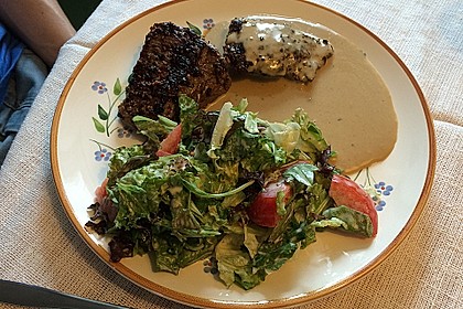 Rindersteaks mit buntem Pfeffer und Cognac - Sahne - Sauce 10