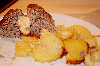 Gef&uuml;llter Hackbraten mit K&auml;se 12