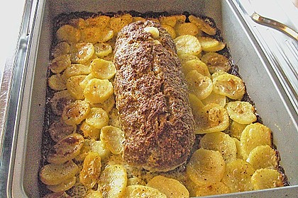 Gef&uuml;llter Hackbraten mit K&auml;se 21