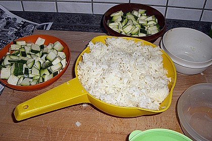 Puten - Reis Pfanne mit Paprika und Zucchini 1