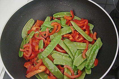 Tortellini & Scampi in Thunfischso&szlig;e 3