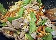 Gebratene Nudeln mit H&auml;hnchenfleisch