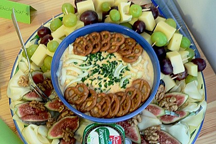 Gemischte K&auml;sesticker mit Trauben und Tomaten 3