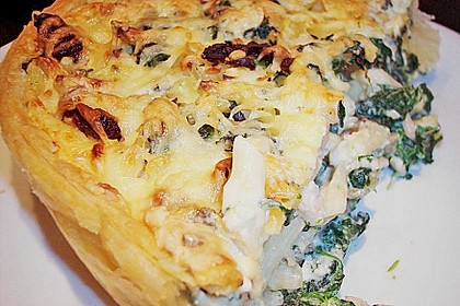 Lachs - Spinat - Auflauf auf Bl&auml;tterteig