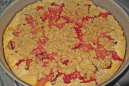 Hildes Zwetschgenkuchen mit Zimtstreuseln 200