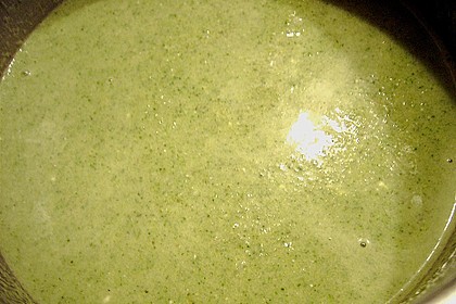Brokkoli - Frischk&auml;se - Suppe