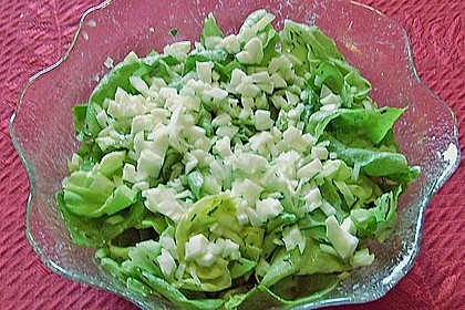 Kopfsalat mit Ei - Dressing