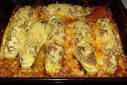 Gef&uuml;llte Zucchini