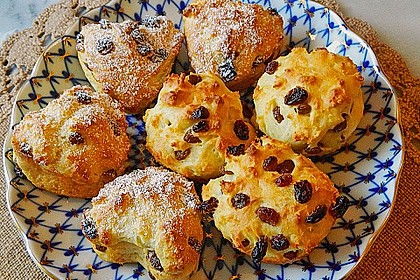 Schnelle Rosinen - Br&ouml;tchen