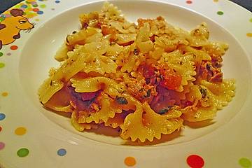 Nudeln mit Thunfischsauce