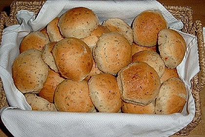 Petras geniale Kr&auml;uter - Chili Br&ouml;tchen